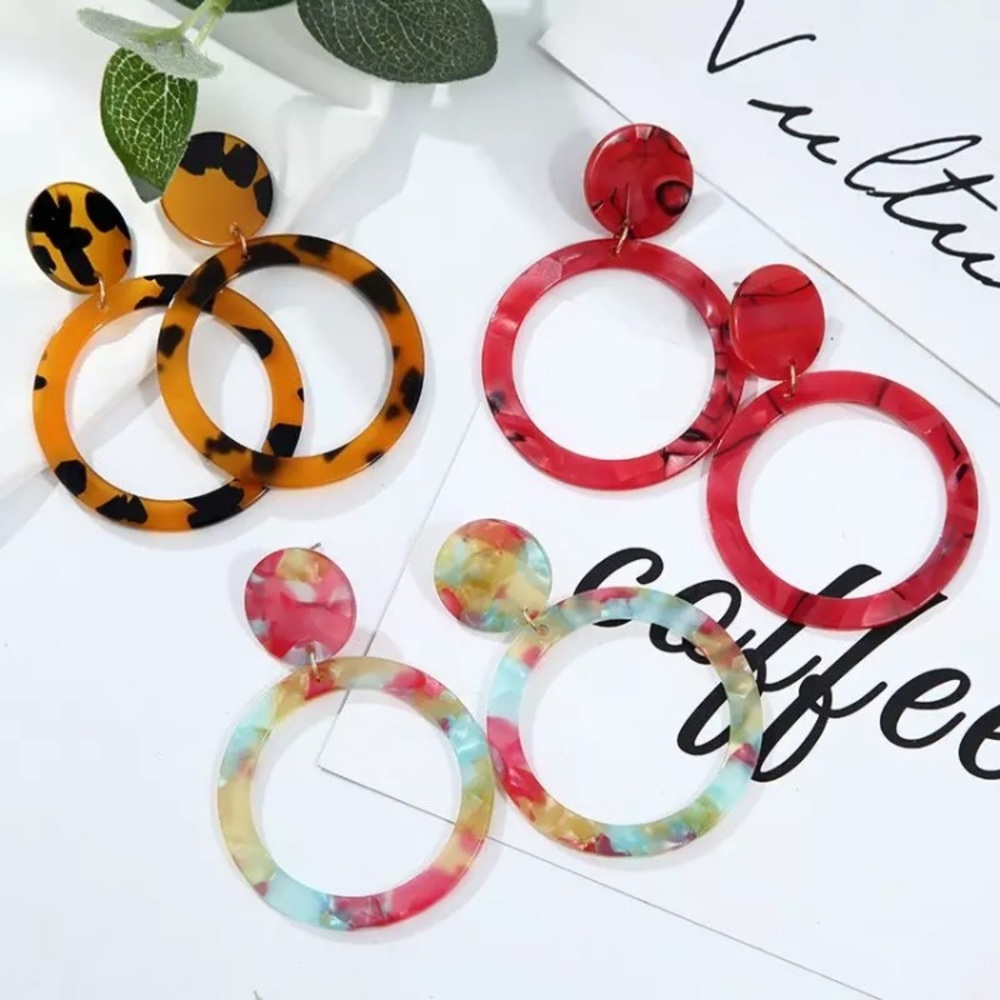 🔴5/$15🔴CLEARANCE Big Brown Acrylic Earrings NEW - Picture 7 of 10